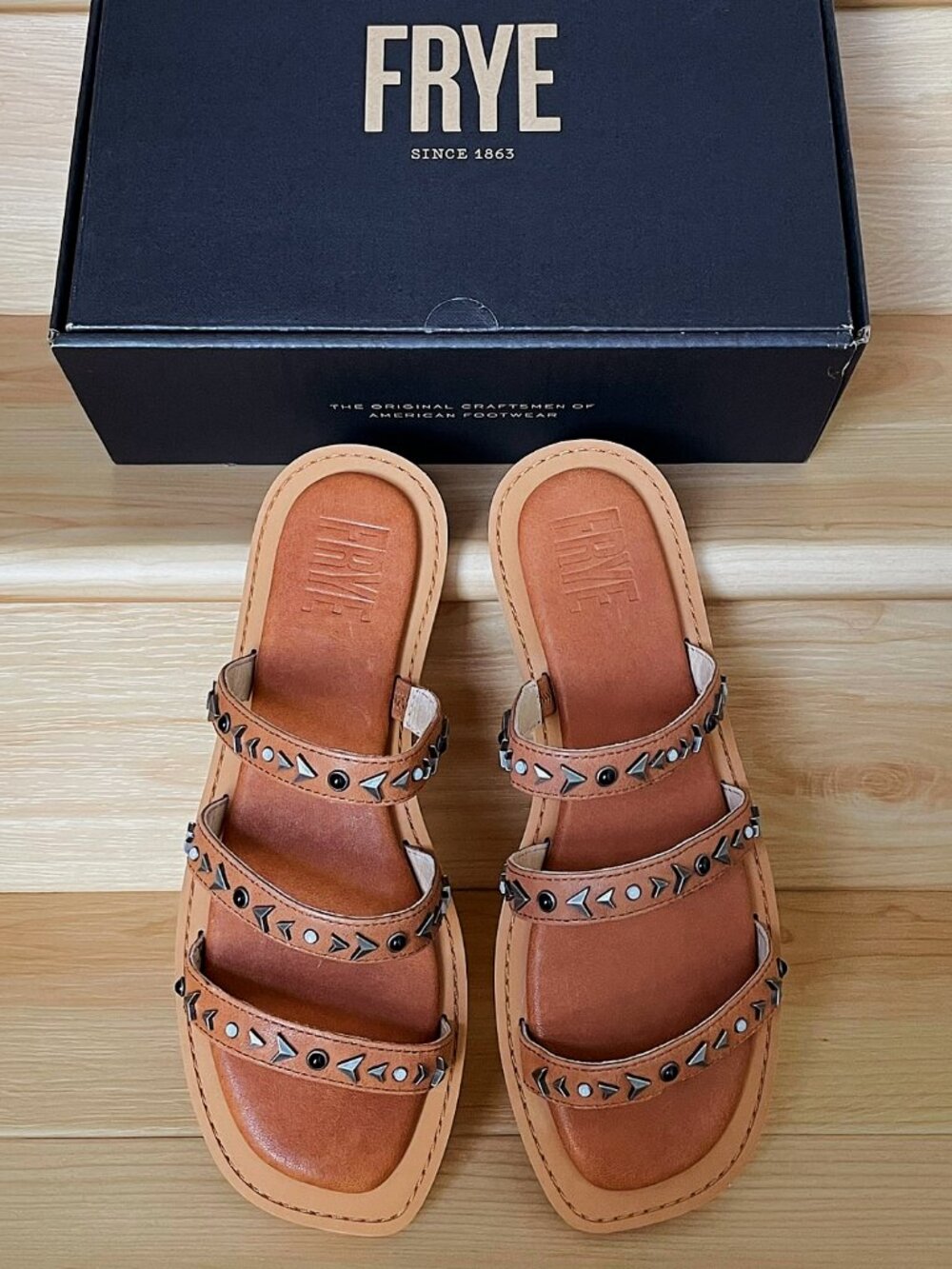 Frye Studded Slide Sandals Faye Tan Leather Mixed Metal Strappy Slides 8.5